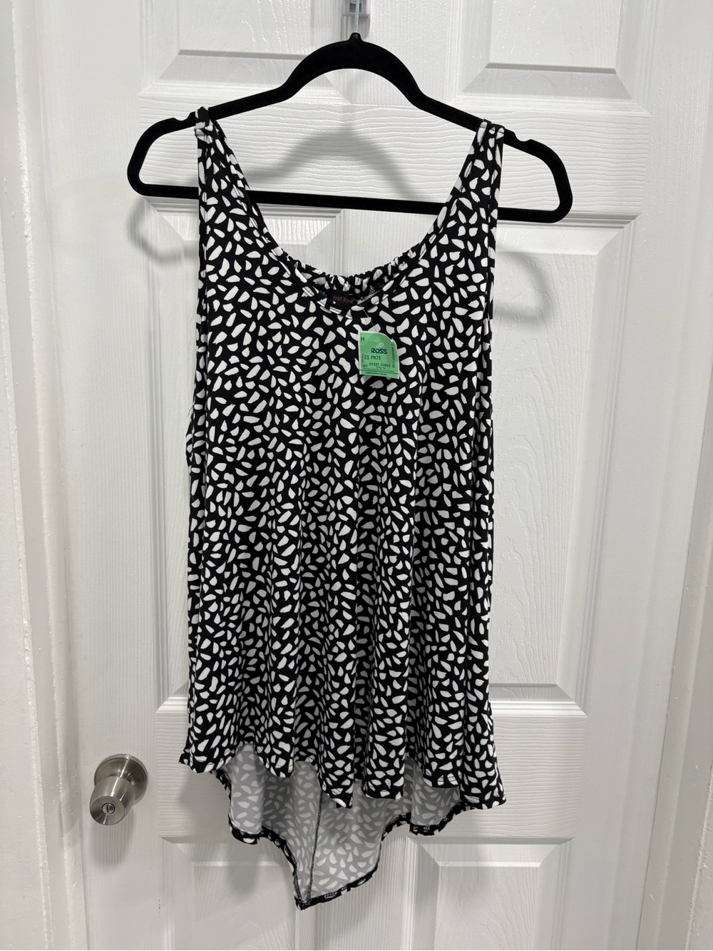 First Love Black and White Abstract Print Tank Top
